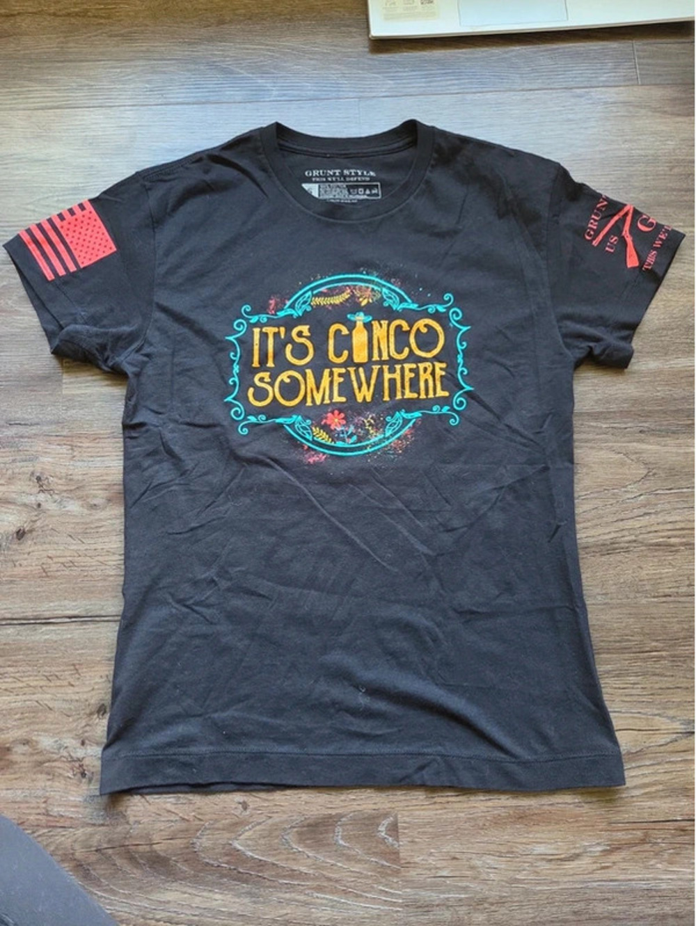 Grunt style it's Cinco somewhere black shirt size small